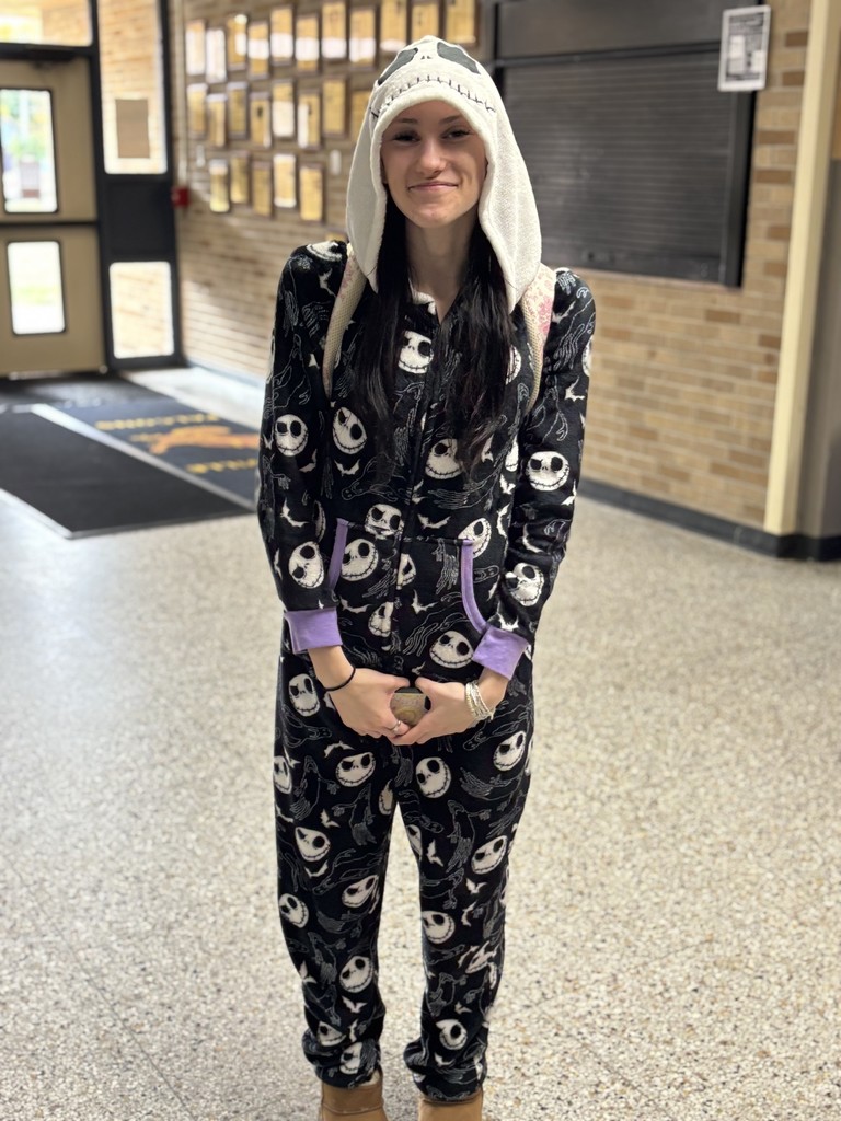 It's HOMECOMING WEEK! High Schoolers have spirit! Dress as your favorite Disney Character Day!