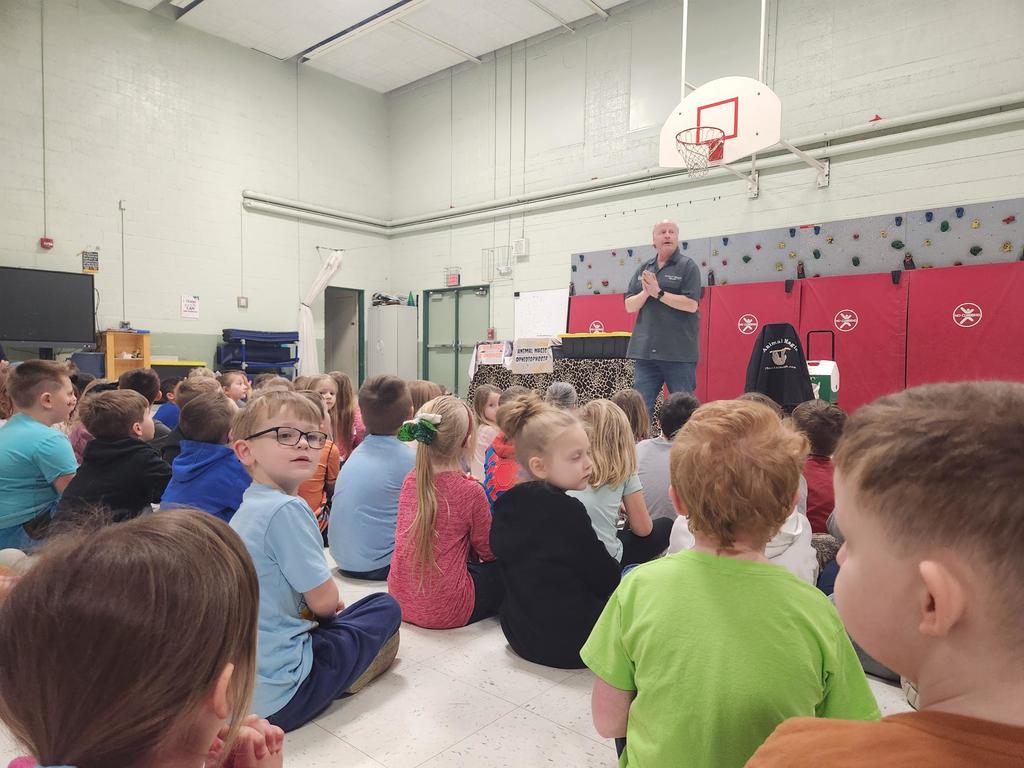 Our PTS Group snagged the legendary Assembly Animal Magic show, crowned the top educational exotic animal program in the U.S. We were truly amazed by the array of unique creatures that came to visit us!