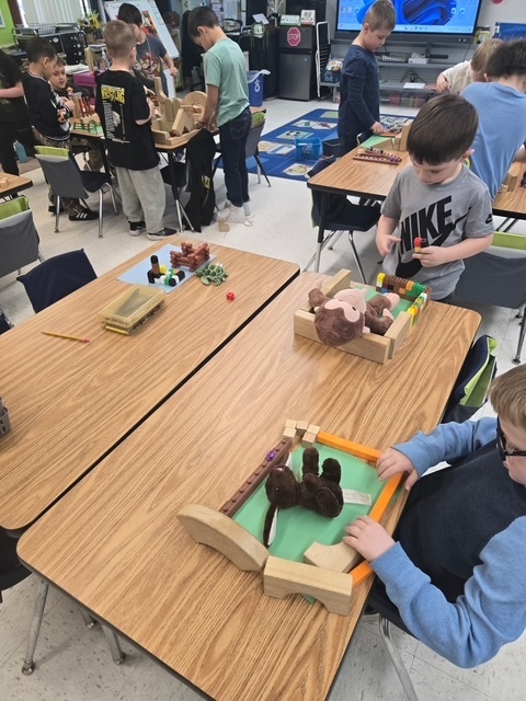 Students making habitats for their animals!