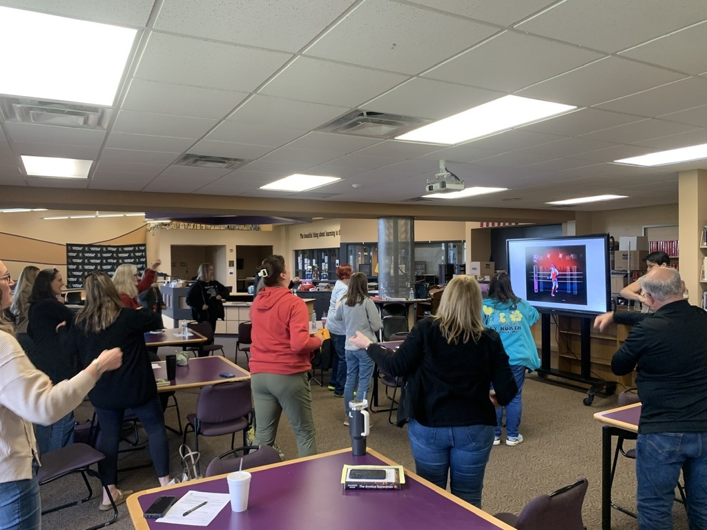 LakeVille teachers had a professional development day where they learned about special education best practices, the impact of technology on students, restorative practices and physical activity, movement and thr impact on achievement. Special thanks to Dr. Rebecca Hasson from University of Michigan for leading one of our sessions. 