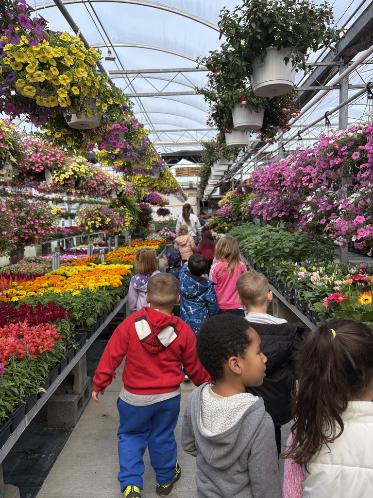 GSRP Students appreciate the generosity of Tau Gardens, Otisville