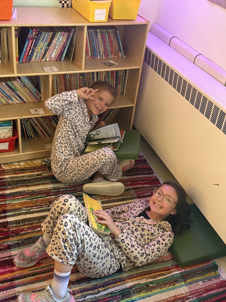 Homecoming week! Fun photos from Columbiaville - PJ Day and Twin Day!