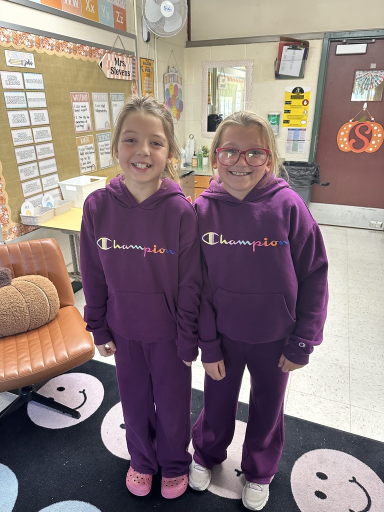 Homecoming week! Fun photos from Columbiaville - PJ Day and Twin Day!