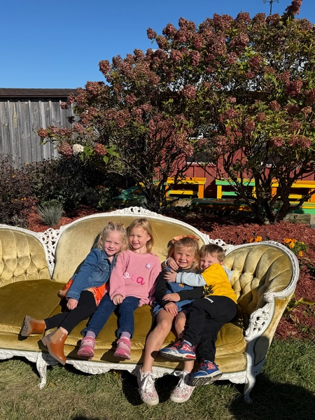 Preschoolers visit Johnson's Pumpkin Farm