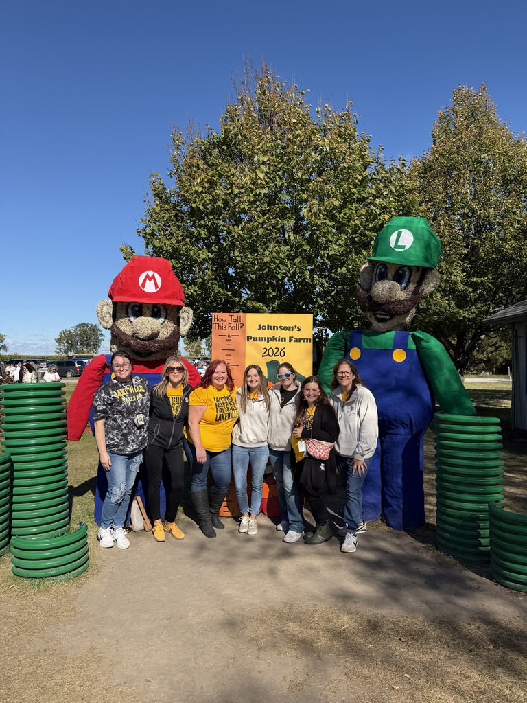 Preschoolers visit Johnson's Pumpkin Farm
