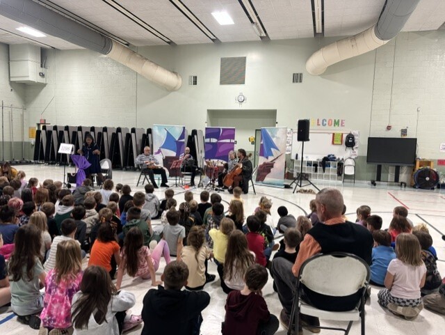 Troubadours from the Flint Institute of Arts