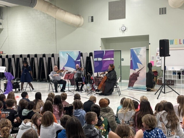 Troubadours from the Flint Institute of Arts