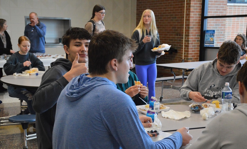 LHS students enjoying academic breakfast