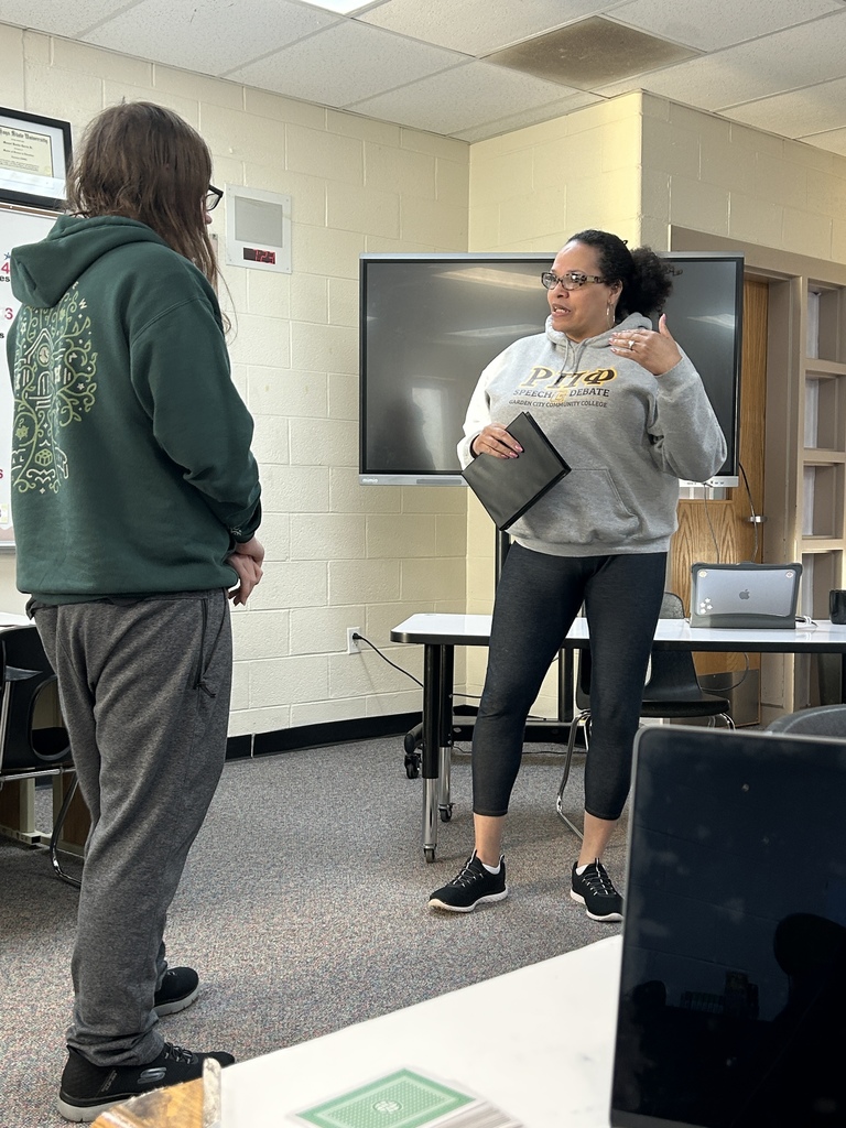 GCCC Forensics helping LHS Forensics Team