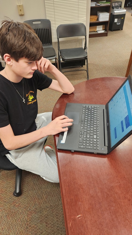 8th Grade Student Plans uses Naviance to plan out his high school courses.
