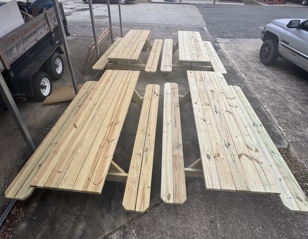 LCSDCC Carpentry Picnic Table