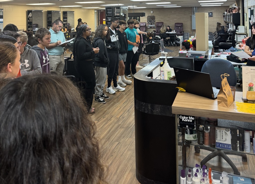 LCSDCC 8th grade tour AJMS