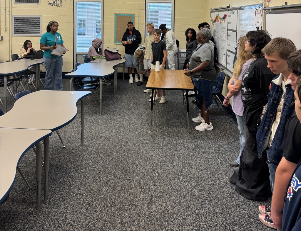 LCSDCC 8th grade tour AJMS