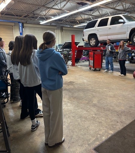 LCSDCC ILMS 8th Grade Tour Part 1