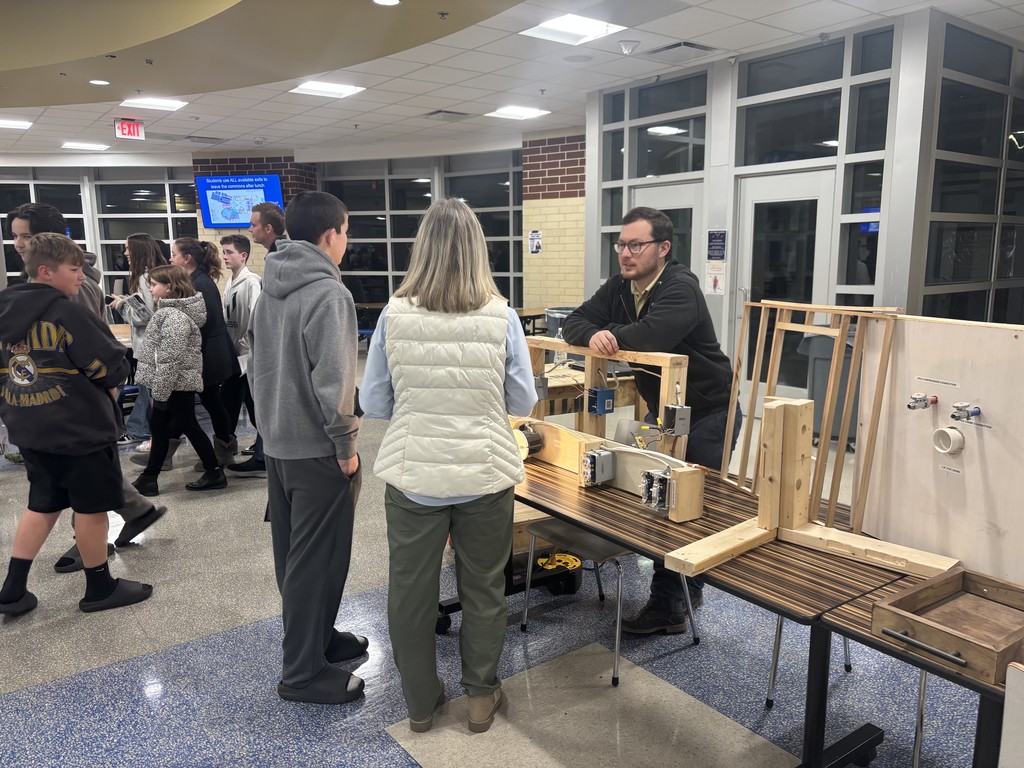 Mr H tells parents about the construction CTE program