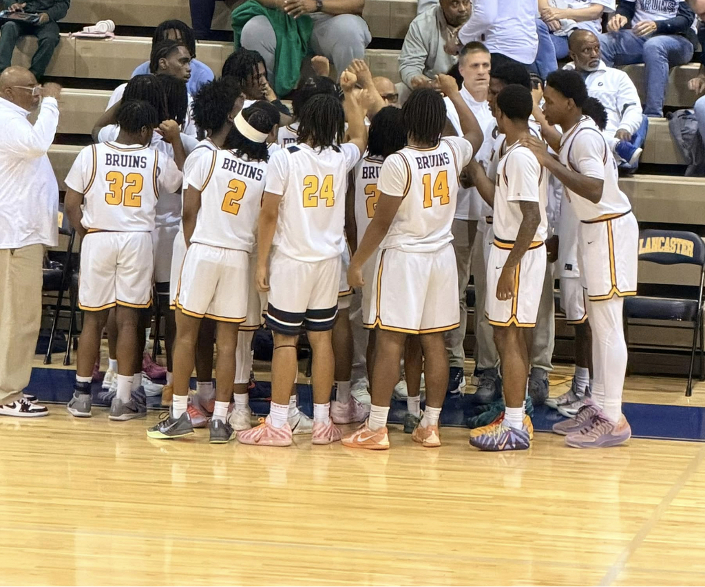 Image of basketball team