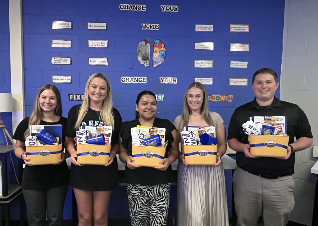 image of new teachers at ILMS