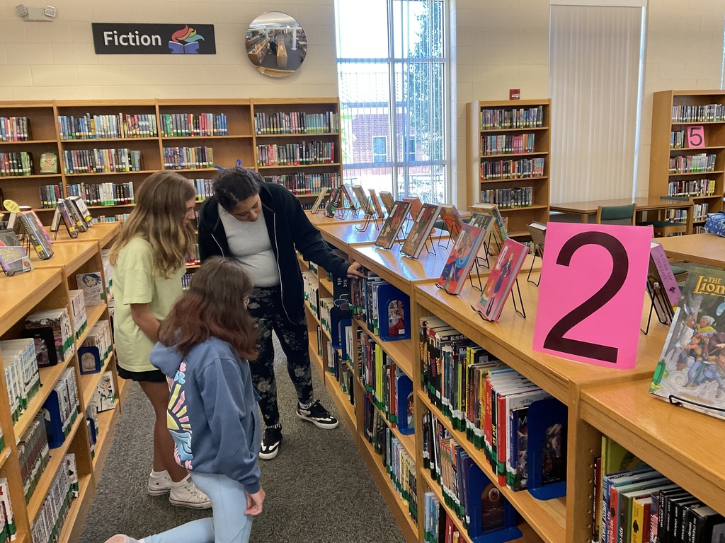 image of students in media center