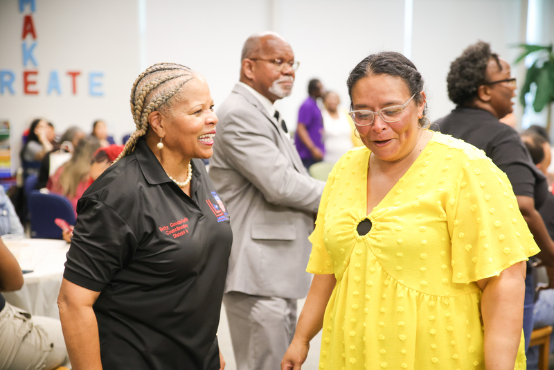 Houston El "B"ee Celebration