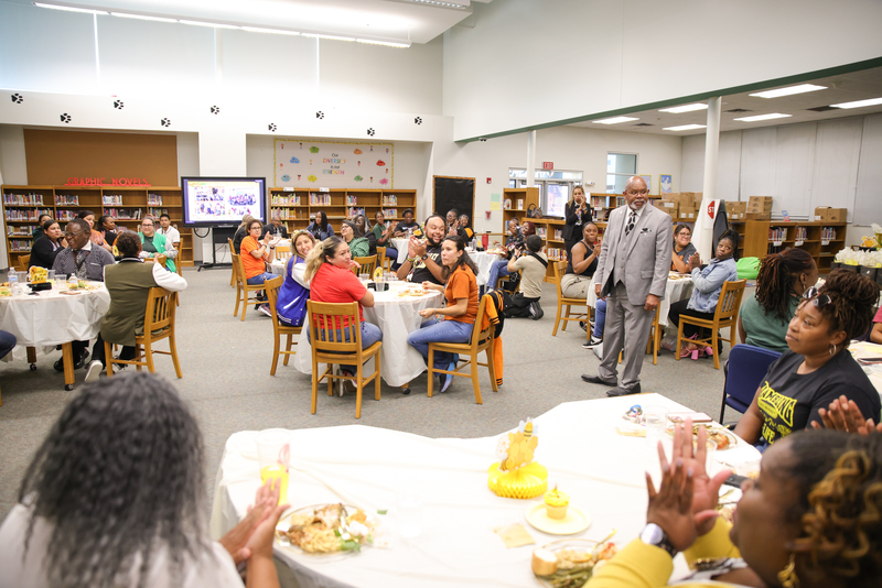 Houston El "B"ee Celebration