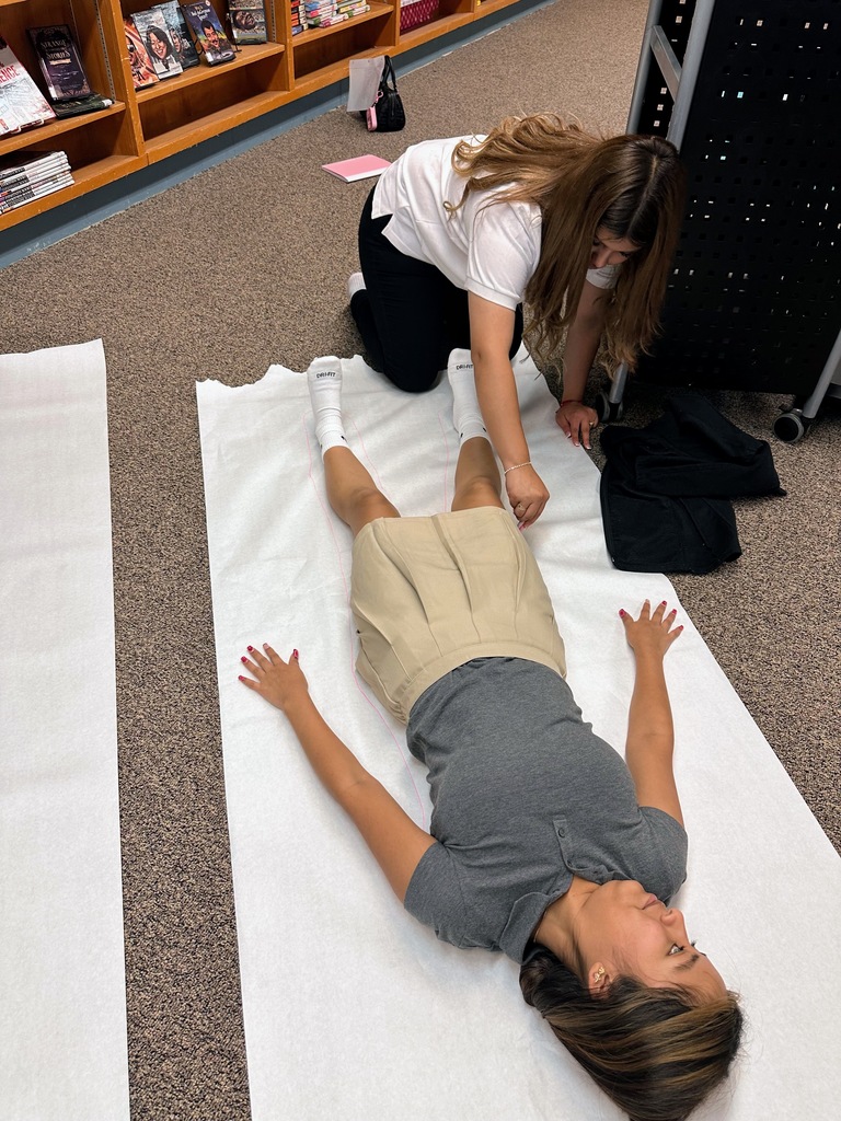 The Human Body Functions & Structures class took their learning beyond the classroom and into the library last week! 🏃‍♂️➡️📖  They were diving into anatomical planes ✍️🫀 and needed some extra space to stretch out and explore the concepts hands-on.