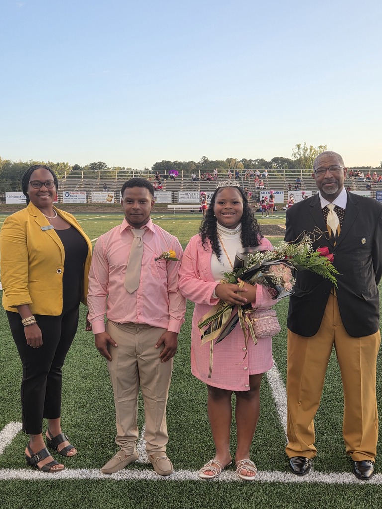 Homecoming photo of LJH 2025-2026 Homecoming Princess J. Stiggers rand her dad with Principal Dudley and AP Brasfield.