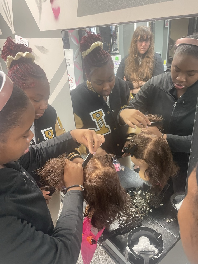 RiverTown visit - Our students had an amazing opportunity to visit Rivertown School of Beauty and Barbering in Columbus, GA! During the field trip, they learned about the many career paths available in cosmetology and barbering, watched live demonstrations from industry professionals, and gained valuable insight into the skills and training needed to succeed in the beauty industry. It was an inspiring, hands-on experience that encouraged students to think about their futures and explore their passions!