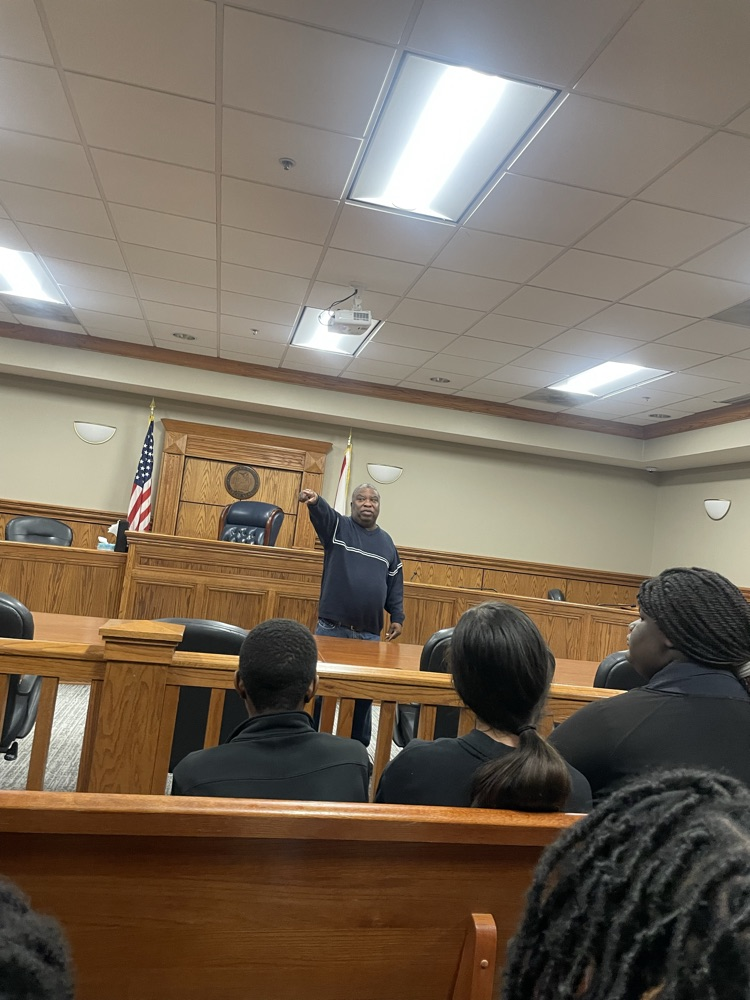 Students touring Chambers County Courthouse and Jail.