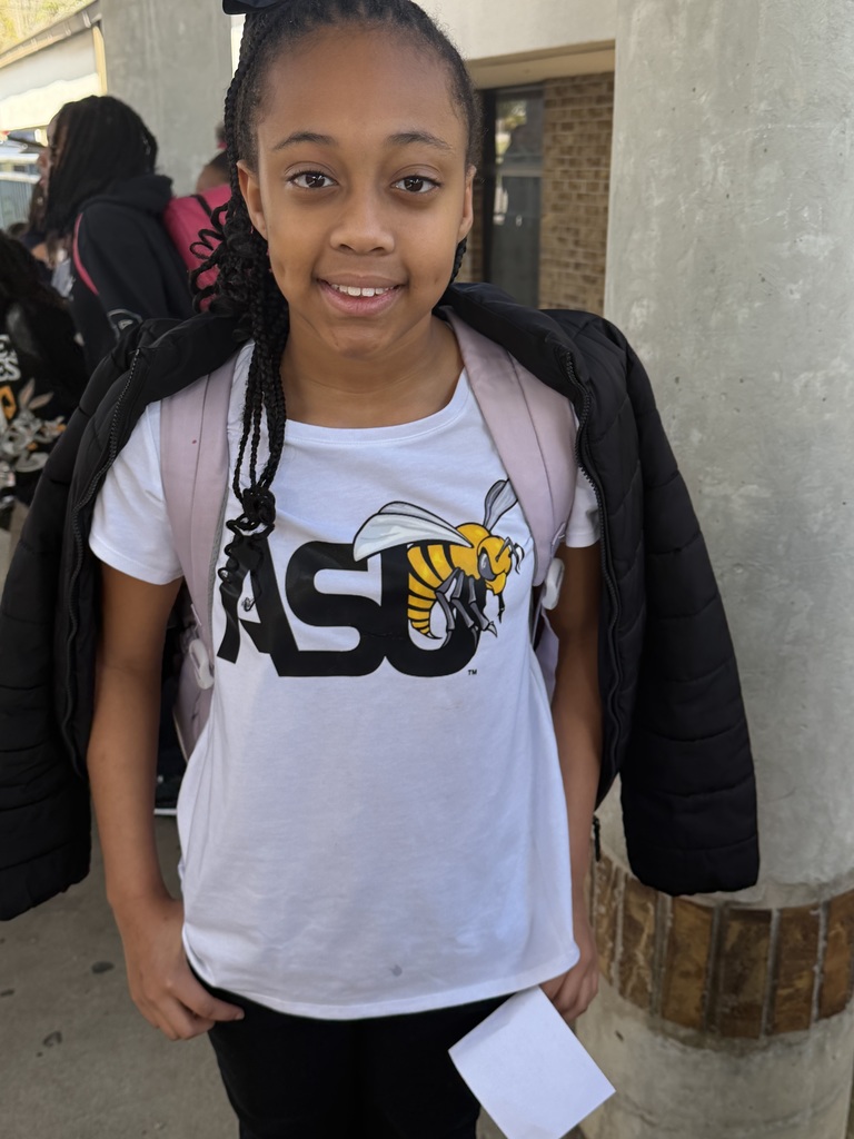 In celebration of Black History Month, we proudly recognize the enduring legacy of Historically Black Colleges and Universities (HBCUs). These institutions have paved the way for generations of scholars, leaders, innovators, and changemakers by expanding access to education and opportunity. Through resilience, excellence, and commitment to community, they have shaped countless success stories and continue to empower future generations. Today, we honor their impact, their history, and the bright futures they continue to build. 💛🖤 #BlackHistoryMonth #HBCUPride #EducationMatters #CelebrateLegacy En celebración del Mes de la Historia Afroamericana, reconocemos con orgullo el legado duradero de las Universidades e Instituciones de Educación Superior Históricamente Afroamericanas (HBCU, por sus siglas en inglés). Estas instituciones han abierto el camino para generaciones de estudiantes, líderes, innovadores y agentes de cambio, ampliando el acceso a la educación y a nuevas oportunidades. A través de la resiliencia, la excelencia y un firme compromiso con la comunidad, han impulsado innumerables historias de éxito y continúan empoderando a las futuras generaciones. Hoy honramos su impacto, su historia y el brillante futuro que siguen construyendo. 💛🖤 #MesDeLaHistoriaAfroamericana #OrgulloHBCU #LaEducaciónImporta #CelebrandoElLegado