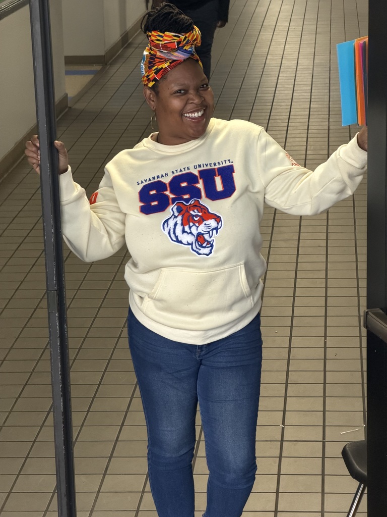 In celebration of Black History Month, we proudly recognize the enduring legacy of Historically Black Colleges and Universities (HBCUs). These institutions have paved the way for generations of scholars, leaders, innovators, and changemakers by expanding access to education and opportunity. Through resilience, excellence, and commitment to community, they have shaped countless success stories and continue to empower future generations. Today, we honor their impact, their history, and the bright futures they continue to build. 💛🖤 #BlackHistoryMonth #HBCUPride #EducationMatters #CelebrateLegacy En celebración del Mes de la Historia Afroamericana, reconocemos con orgullo el legado duradero de las Universidades e Instituciones de Educación Superior Históricamente Afroamericanas (HBCU, por sus siglas en inglés). Estas instituciones han abierto el camino para generaciones de estudiantes, líderes, innovadores y agentes de cambio, ampliando el acceso a la educación y a nuevas oportunidades. A través de la resiliencia, la excelencia y un firme compromiso con la comunidad, han impulsado innumerables historias de éxito y continúan empoderando a las futuras generaciones. Hoy honramos su impacto, su historia y el brillante futuro que siguen construyendo. 💛🖤 #MesDeLaHistoriaAfroamericana #OrgulloHBCU #LaEducaciónImporta #CelebrandoElLegado