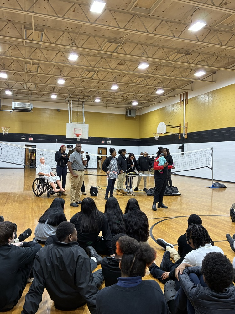 Our teachers showcased their programs and gave 8th graders a look at the exciting CTE opportunities waiting for them in high school!