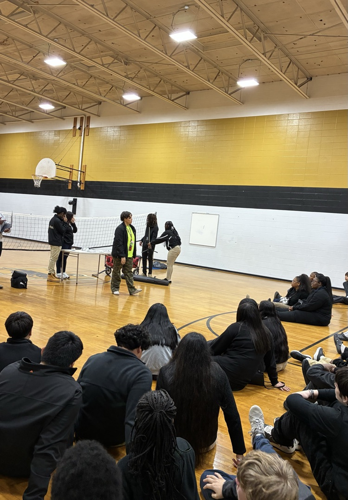 Our teachers showcased their programs and gave 8th graders a look at the exciting CTE opportunities waiting for them in high school!