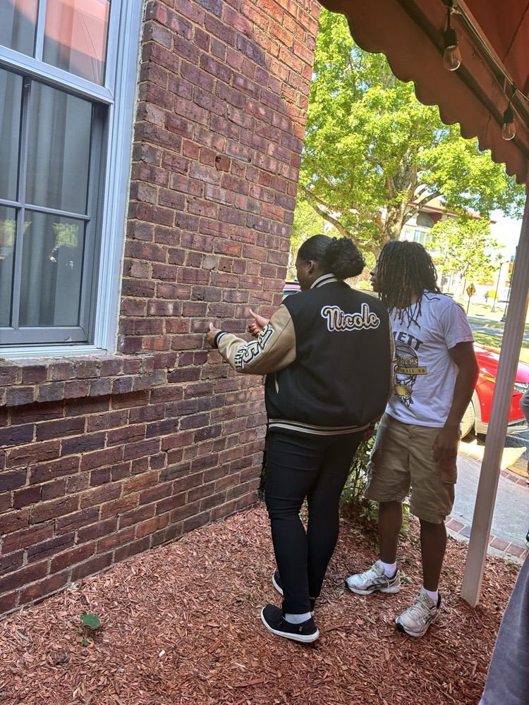 Our seniors visited Tuskegee University, where they first toured the campus with outstanding student ambassadors who were welcoming, knowledgeable, and proud to share the university’s history.