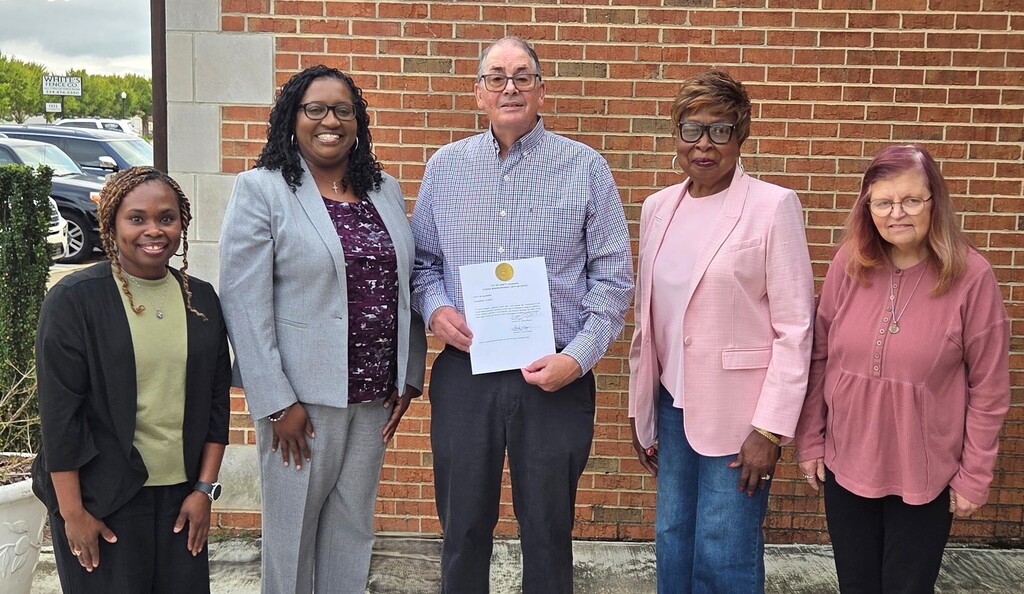 School Board members from Left to Right Ms. Bridges, Ms. Boyd, Mr. Gagnon, Ms. Harris-Brooks, and Ms. Holley