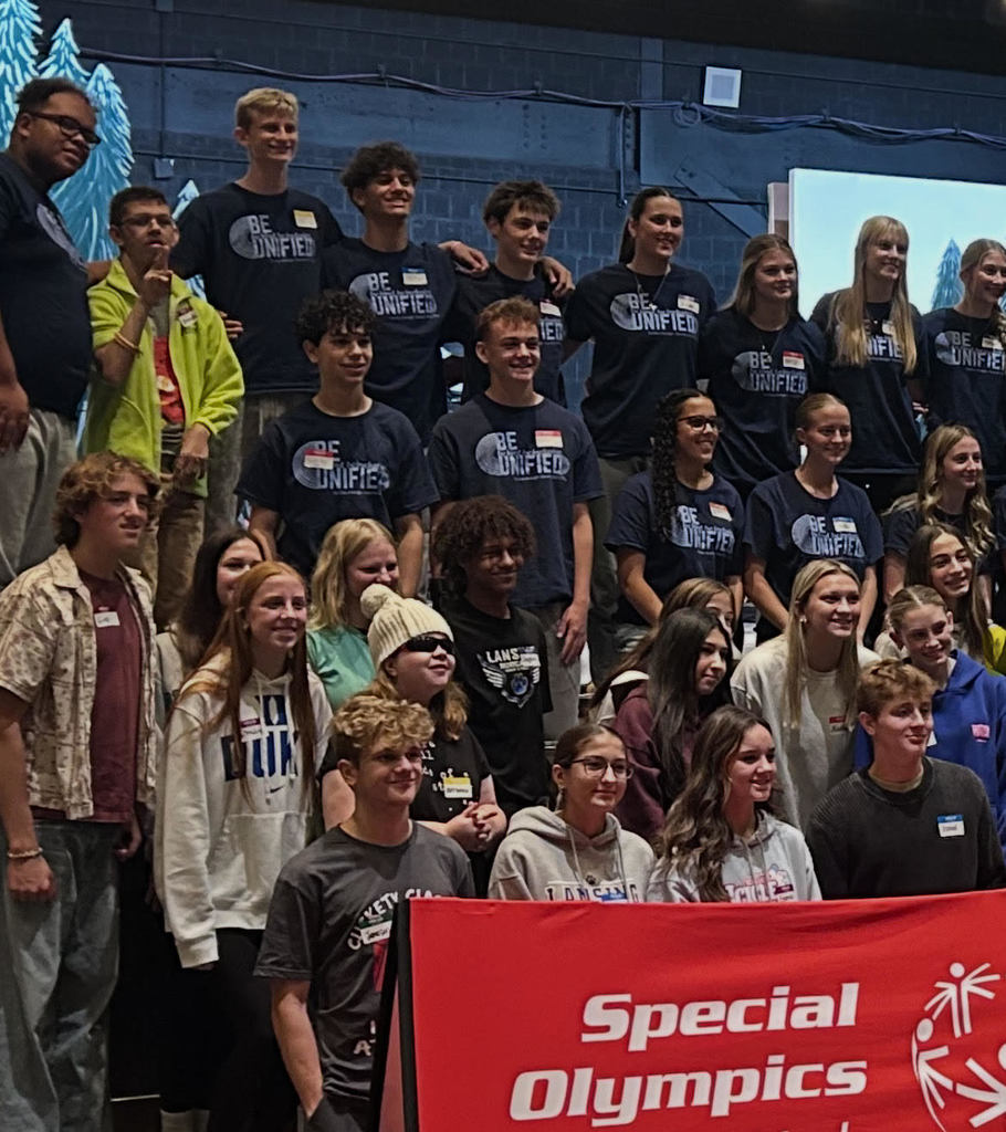 Zoomed in photo of 20+ students, with BOBCATeam advisor Erin Martindale, attending the YAC Summit at Corning Painted Post yesterday, October 30th
