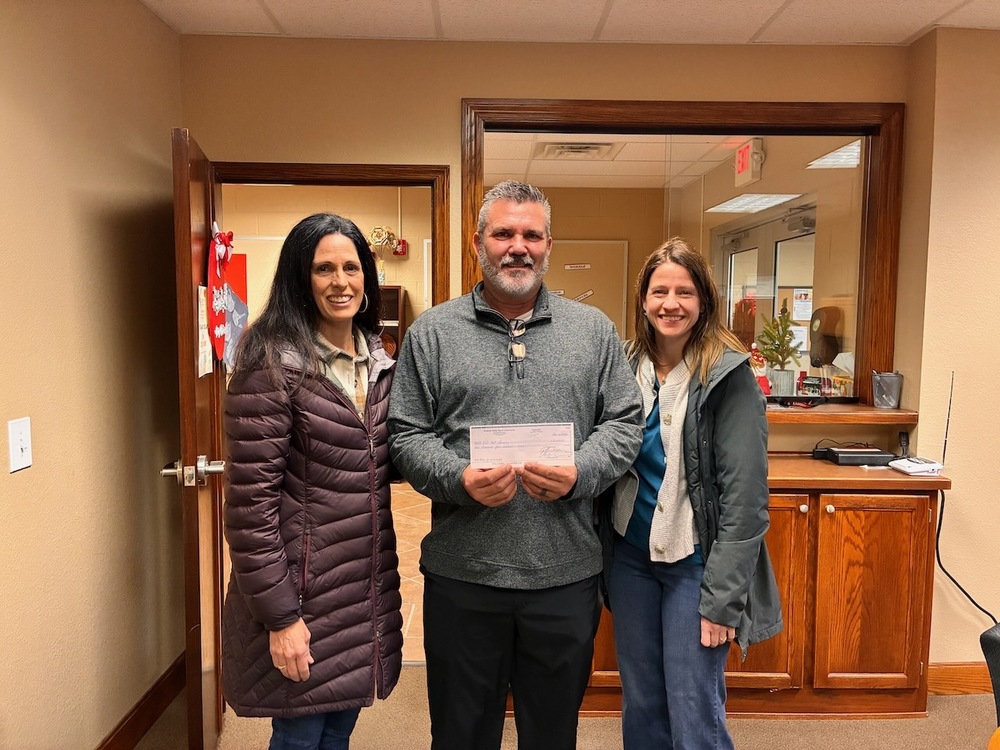 Lansing USD 469 is thankful to Westside Family Church in Leavenworth for its annual donation of $2,500, given to support and encourage teachers and staff across the district. Representatives from Westside Family Church delivered the check to Superintendent Dr. David Kobza on Tuesday, December 16.  The donation will be evenly distributed across district buildings, allowing each school to use the funds in ways that best support staff morale and appreciation.  “Westside Family Church has been a consistent and generous partner to Lansing USD 469,” said Superintendent Dr. David Kobza. “Their continued support is a meaningful reminder to our teachers and staff that the work they do each day is valued not only by the district, but by the wider community as well. We are truly grateful for their ongoing commitment to our schools and our people.”  Lansing USD 469 appreciates Westside Family Church for their generosity and for the positive impact their annual gift has on staff across the district.