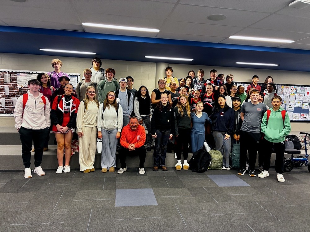 Lansing Graduate Scott Parks Shares His Journey in Journalism with 8th Graders