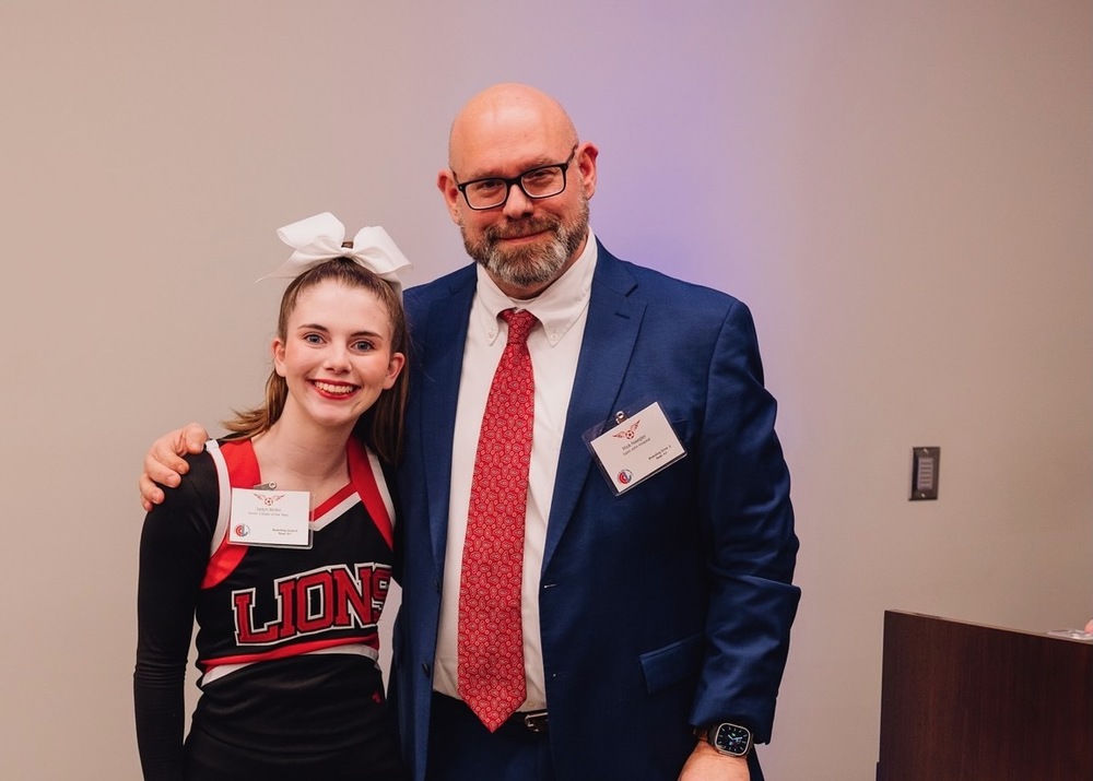 LHS Senior Jadyn Bollin Named Chamber Junior Citizen of the Year