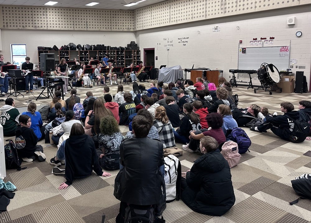 Screamin’ Lions Jazz Ensemble Inspires Future Musicians at Lansing Middle School