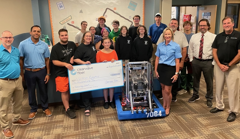 LHS Robotics receives donation