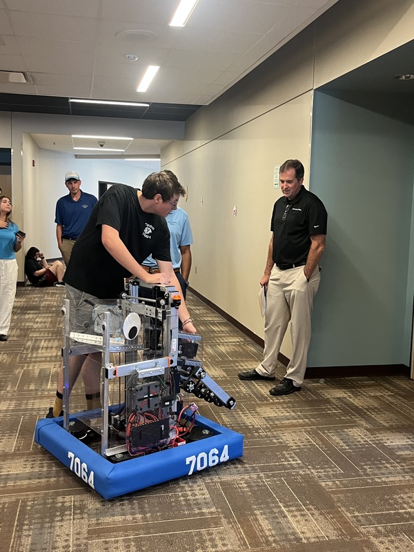 LHS Robotics receives donation