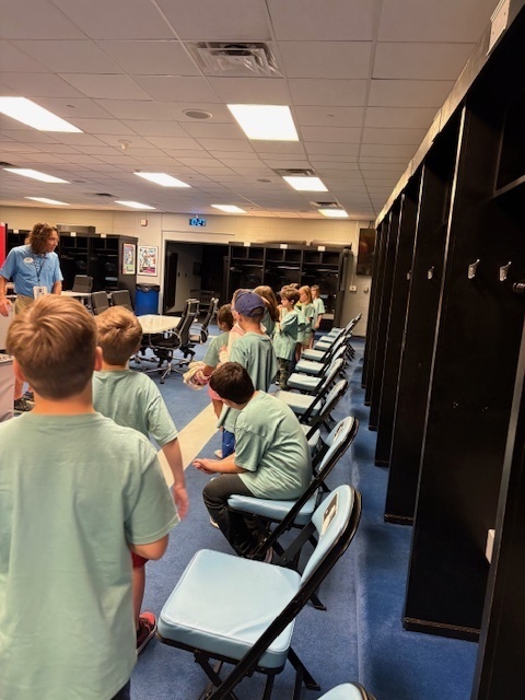 Third Graders and teacher on field trip