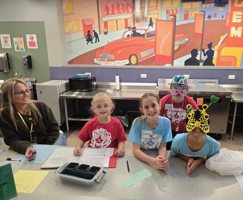 THird graders on field trip