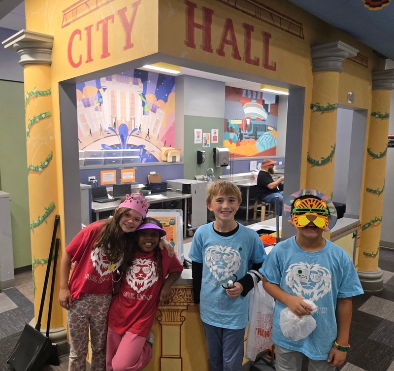 THird graders on field trip