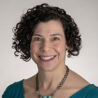 Nicole Yedlinsky headshot