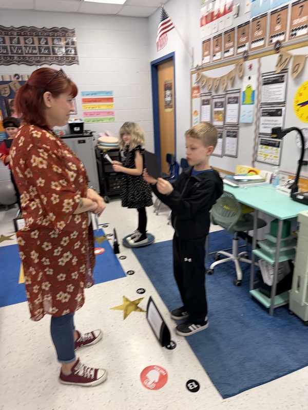 Second Graders Bring Famous Figures to Life with “Biographies Alive” Project