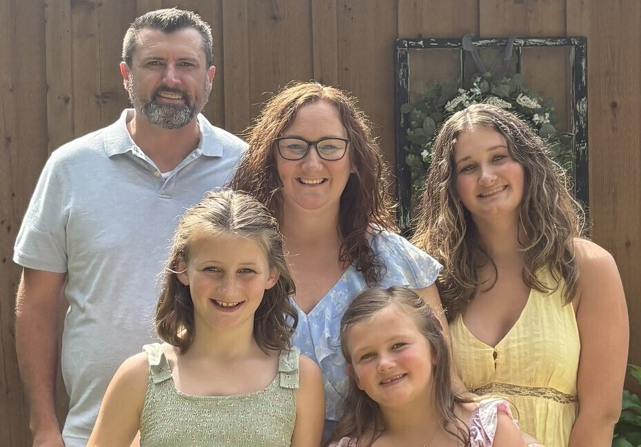 Sarah Clemens and her husband and three daughters