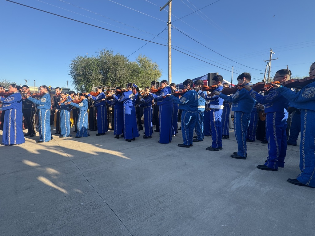 Mariachi Los Tigrillos de Oro 6th grade Beginner students