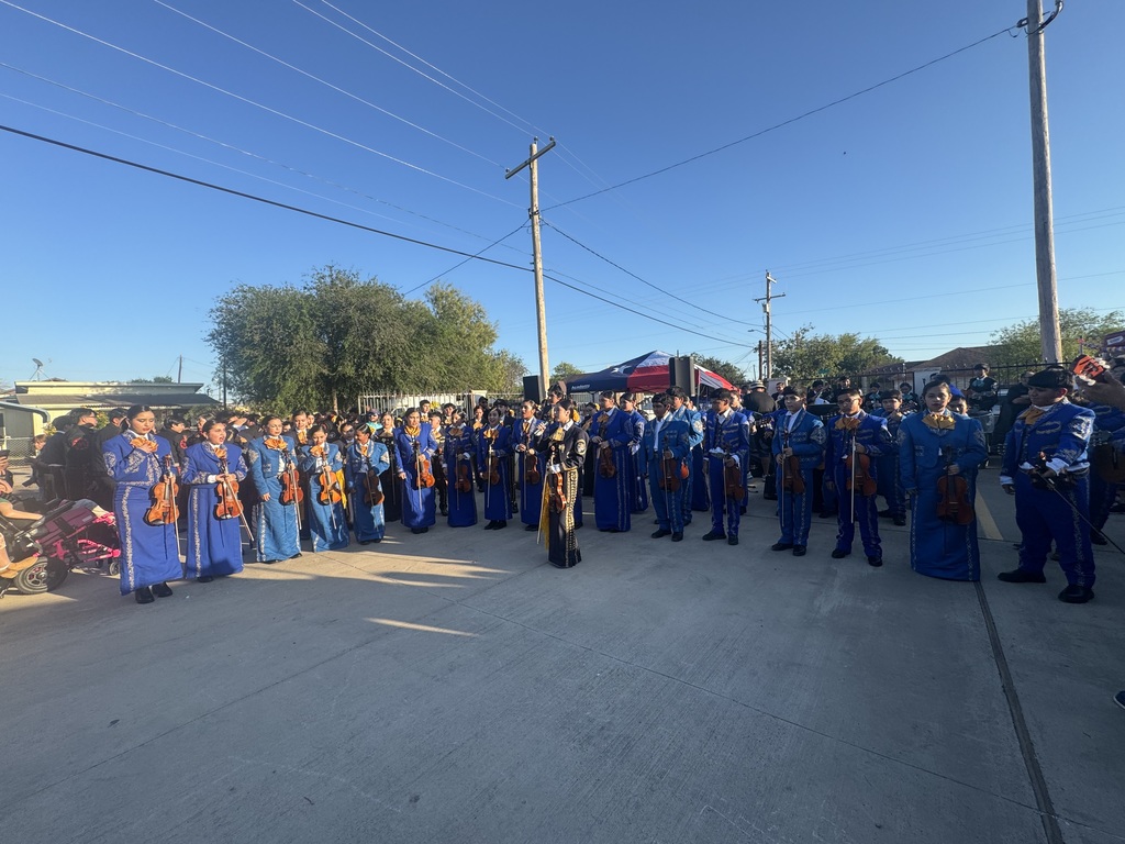 Mariachi Los Tigrillos de Oro 6th grade Beginner students