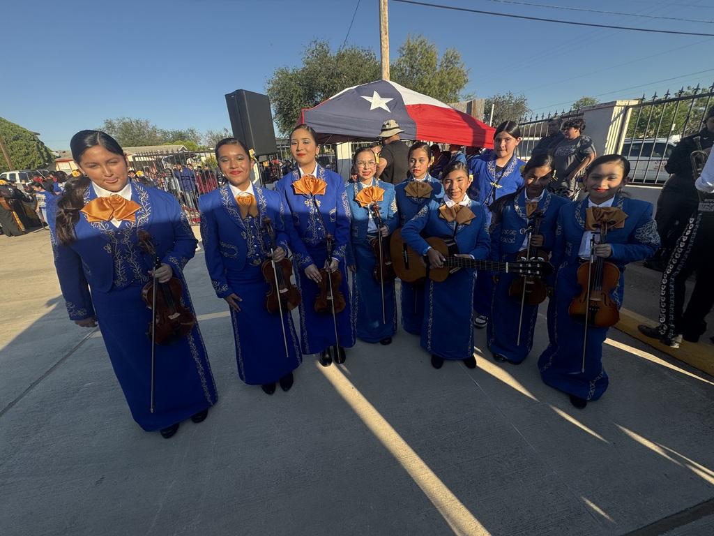 Mariachi Los Tigrillos de Oro 6th grade Beginner students